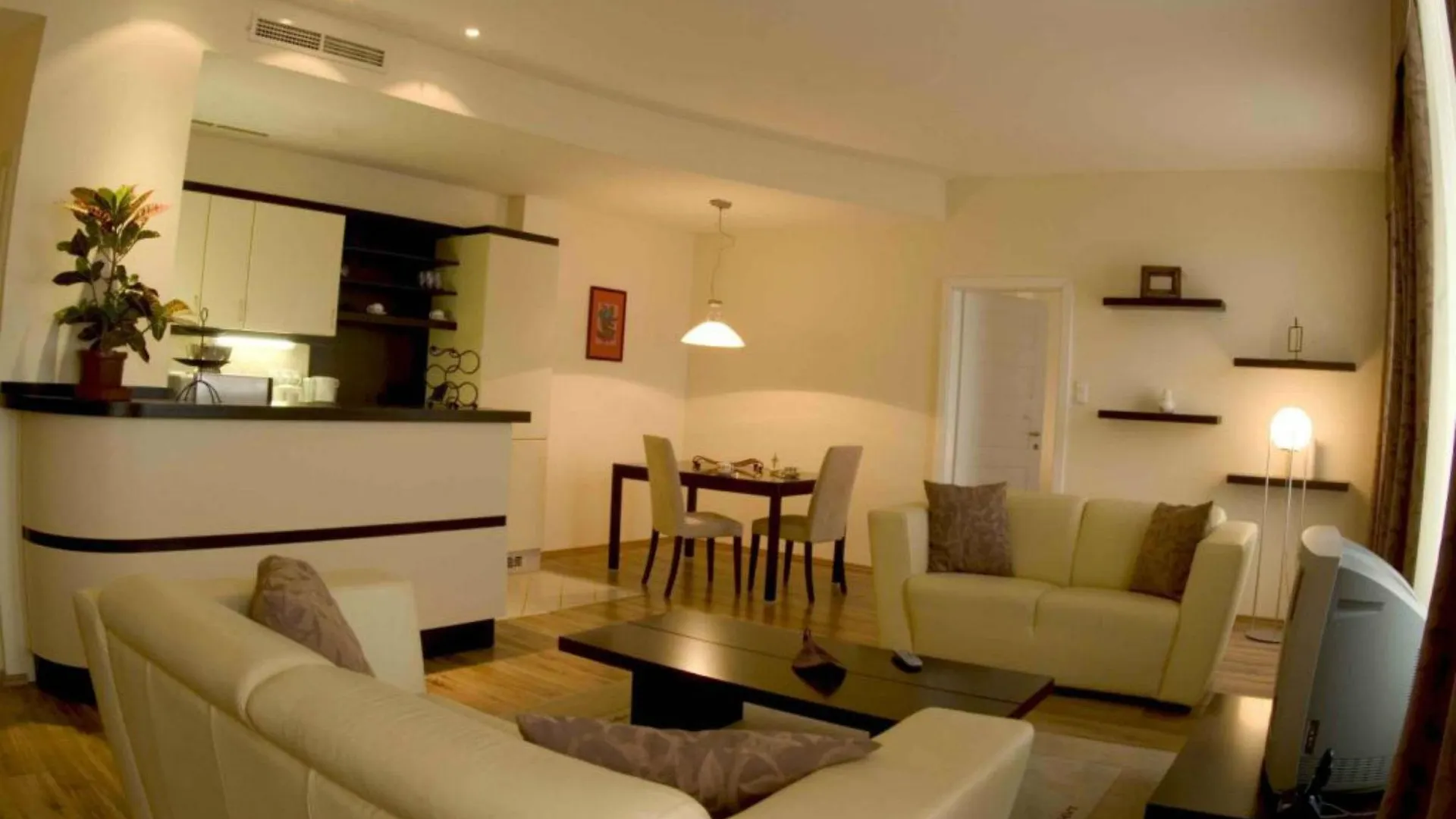 Mamaison Residence Izabella Budapest Hotel
