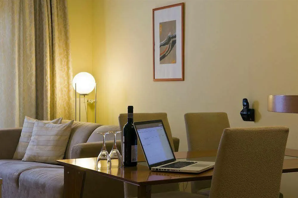 Mamaison Residence Izabella Budapest 4*,  Hungary